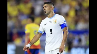 Luis Suárez fica fora de pré-lista do Uruguai para a Copa do Mundo