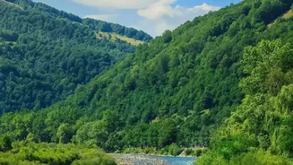 Nepal's Mountain Rivers Can Rise Rapidly After Upstream Collapse
