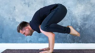 Build Core Power Effortlessly Gentle Yoga Holding Poses For Strong Abdominal Muscles