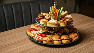 Party Plate Perfection: House Get-Togethers Made Easy!