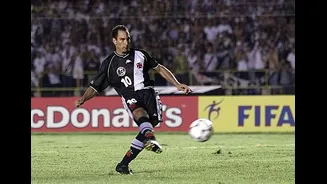 Pré-candidato, Edmundo diz que "vai defender o Vasco em Brasília”.Vejavídeo