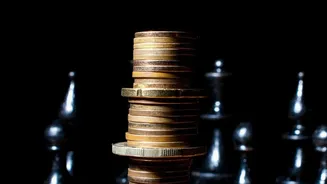 Why Maintaining A Dual FD And Mutual Fund Strategy Strengthens Personal Emergency Protection