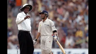 Virender Sehwag Told Steve Bucknor 'You Should Retire' After Controversial Sachin Tendulkar LBW