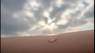 Cloudy-Day Sunscreen During the Monsoon: Cloud Cover Does Not Make Daily Sun Protection Optional