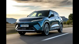 BYD Atto 2 estreia em junho com motor híbrido flex para enfrentar Creta e T-Cross