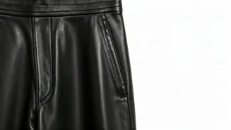 Leather Trousers: Style Guide for the Fashion Forward