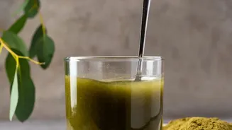 Cold-pressed juice vs whole fruit matrix: Why chewing natural fiber matters for metabolic health management