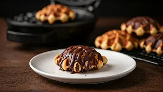 Rediscovering Maxine Perry's Retro Waffle Iron Turtle Cookies