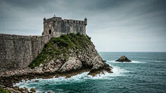 This Moody Fort Vacation Vibe Is Too Beautiful