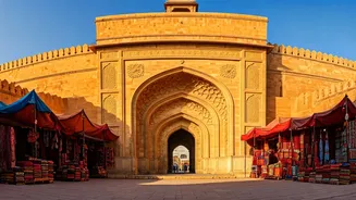 Rajasthan's Royal Gems: Unveiling Unmissable Palaces and Bazaars