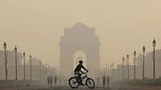 Delhi Wakes Up To Toxic Air As AQI Touches 421, Enters 'Severe' Category
