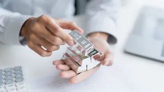 Silver prices slip over 2% on MCX, ETFs slide 10–14% after safe-haven demand fades