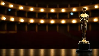 Hollywood Buzz: Upcoming Movies & Awards Season