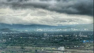 Light Showers and Sunny Intervals Forecasted for Pune