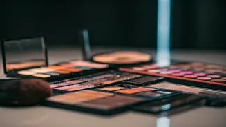 Eyeshadow Essentials: Safe Ingredients & Care Tips