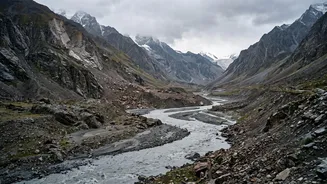 How a Mountain Collapse Turned Into a Destructive Himalayan Flood
