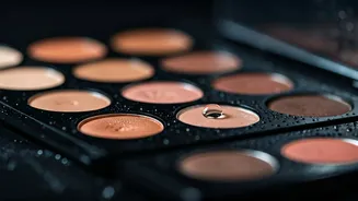 The Smart Makeup Finish For Rainy Days