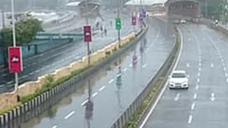 Mumbai Weather Update: City Wakes Up To Light Rain, Gusty Winds; IMD Forecasts Heavy Showers, AQI Remains Good