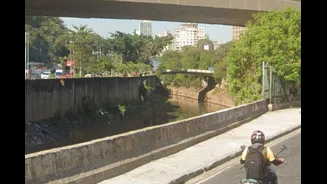 Mulher é resgatada do Rio Tamanduateí, na região central de SP