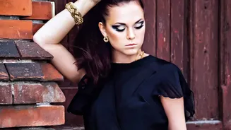 Why Metallic Eyes Are Becoming More Wearable Beyond Evening Party Makeup