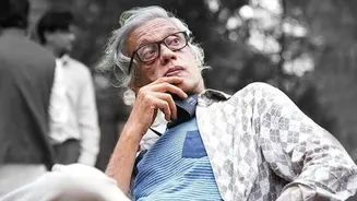 Filmmaker Sudhir Mishra slams IndiGo for losing his luggage