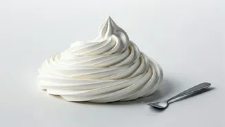 Mastering Stabilized Whipped Cream: Fluffy Perfection That Lasts