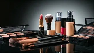 Unveiling the World of Makeup: Tips & Trends