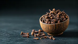 Unveiling Clove's Secrets: 11 Health Benefits & Daily Use