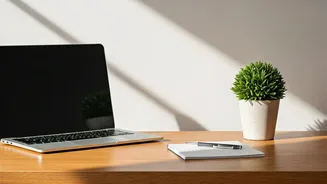 Master communication for internship success