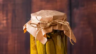 How To Make Oil-Free Fermented Pickles At Home For Better Probiotic Health