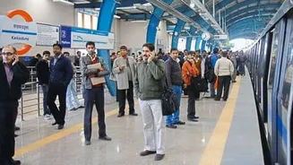 Delhi Metro shuts 17 stations over cockroach janta party protests