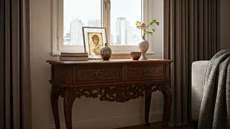 Heirloom-Inspired Decor Makes Stylish Comeback In Modern City Homes