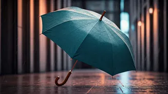 Reusable Rain Products Are Winning Urban Commuters