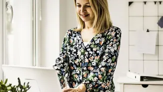 Everyday Fitness Secrets: How NEAT Activities Like Standing Desks Burn Extra Calories