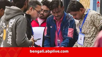 SIR: 'আনম্যাপড্' ভোটারদের তালিকায় থাকার শেষ সুযোগ দিচ্ছে নির্বাচন কমিশন?