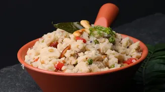 Hot Water: Roasted Rava Hot Water And Steady Stirring Build Better Upma Texture