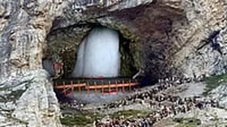 Amarnath Yatra To Remain Suspended Amid Heavy Rainfall From Both Pahalgam And Baltal Routes