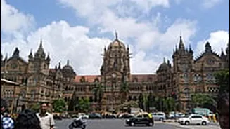 Mumbai Weather Update For May 22, 2026: Clear Skies Greet City, Rain Activity Likely Across MMR Today; Air Quality Stays In ‘Good’ Category At 29