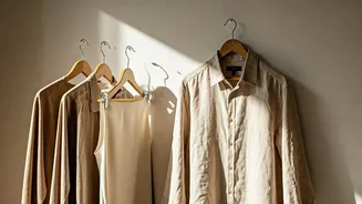 Summer Fashion Is Moving Into Minimal Mode