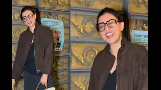 Watch: Sushmita Sen’s Warm Interaction With Paparazzi; Wishes Them ‘Happy New Year’