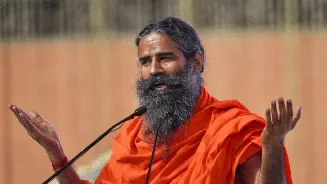 Baba Ramdev recommended yoga asanas to reduce knee pain and strengthen joints