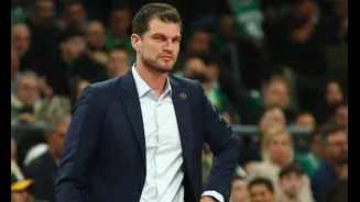 Tiago Splitter é o novo treinador do Chicago Bulls para a próxima temporada