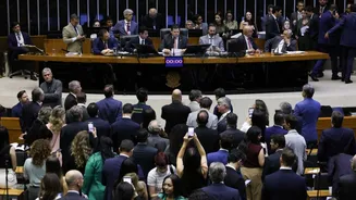 PEC do fim da escala 6x1 entra em fase decisiva no Senado; entenda os próximos passos