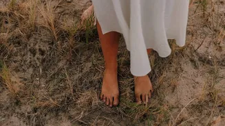 Earthing: Tips for beginners to do this self-care practice