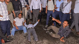 Breaking News LIVE: After JSSC-CGL cancellation, recruited candidates stage protest at Ranchi Project Bhawan