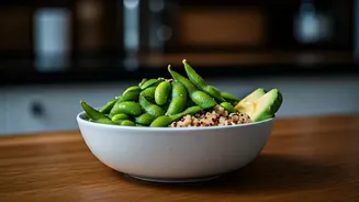 Edamame Bowls Are The Quick Food Hack