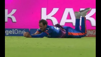 IPL 2026: Video of the Day - Mitchell Starc takes screamer of a catch, stuns Manish Pandey