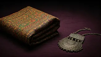 Maharani Radhikaraje Gaekwad's Kalamkari Saree & Afghan Hasli: A Masterclass in Elegant Fusion