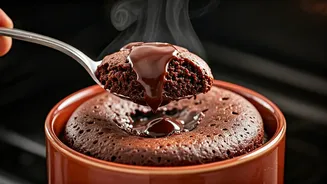 The Instant 2 Minute Mug Cake Sweeping Across Delhi