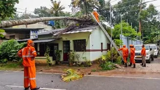 IMD places orange alert on 7 Kerala districts, thunderstorms expected